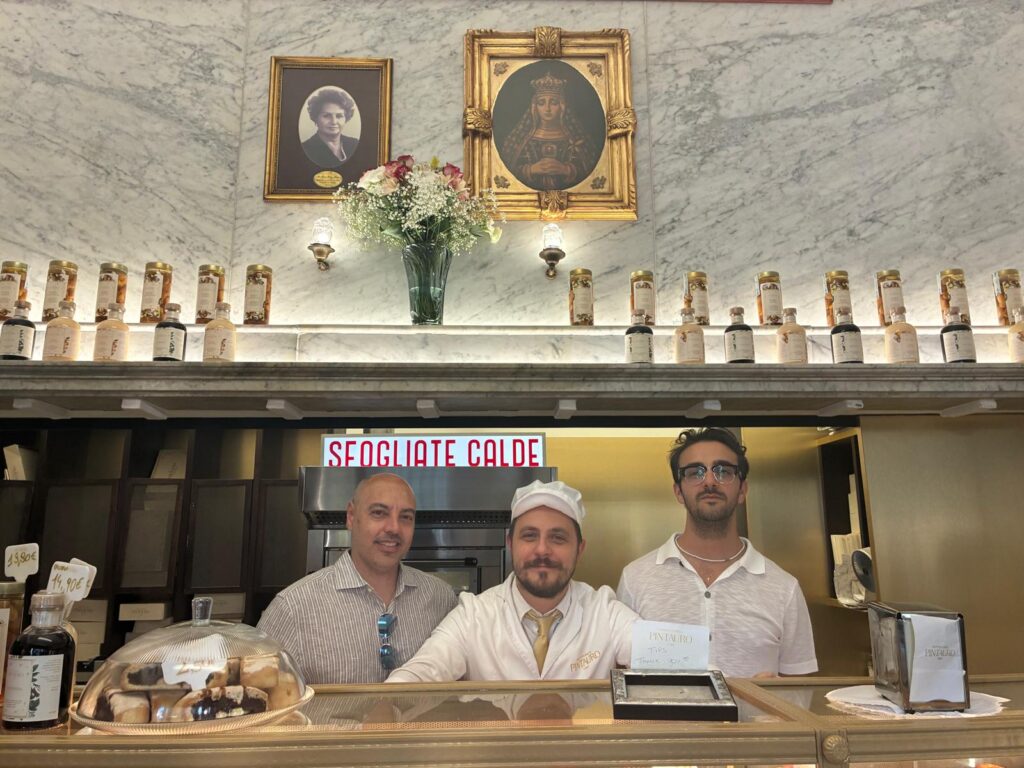 Pasticceria Pintauro. MyWhere.