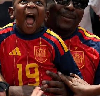 La Spagna festeggia, l’Argentina ispira: il calcio che ci unisce!