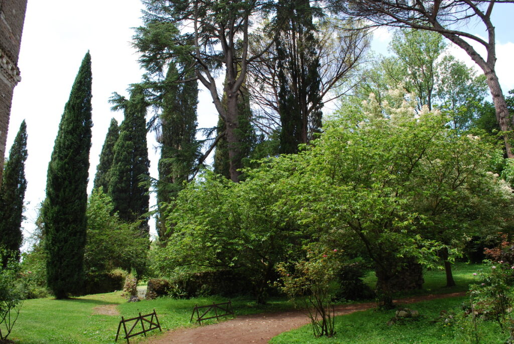 giardino di ninfa mywhere