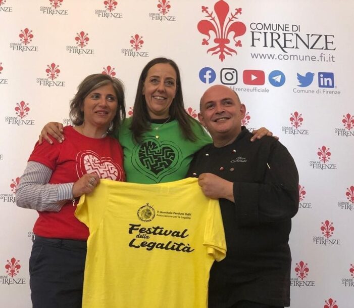 A Firenze Filippo Cogliandro inaugura la seconda edizione di “Mangiarsi le parole” A Firenze Filippo Cogliandro inaugura la seconda edizione di “Mangiarsi le parole”